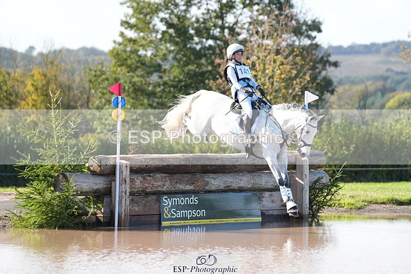 251024A-125014-10820 - B-141-Erin.Neale