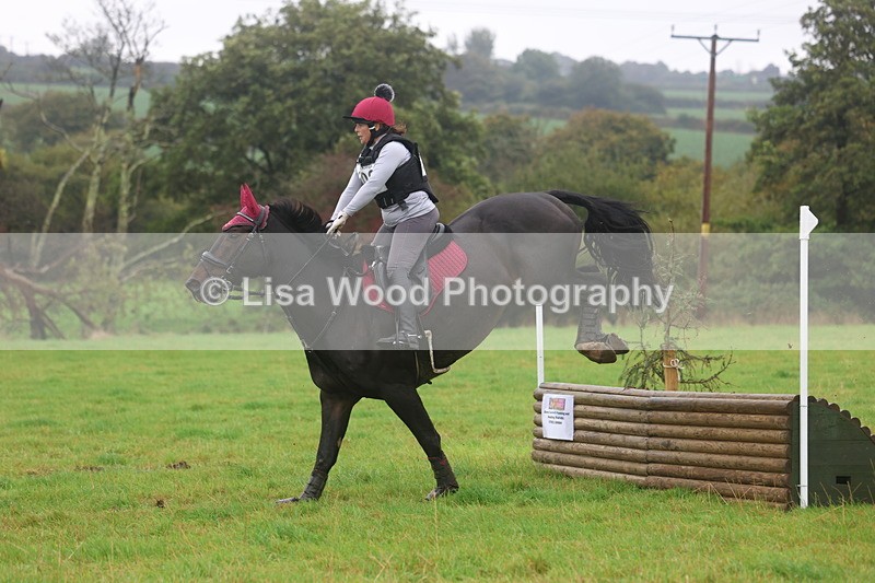 3E7A1487 - Class 2: 70cm: Half Roll Top