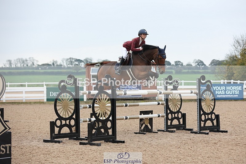 241101A-131347-02006 - FRI Cls 6 Foxhunter and 1.20m Open