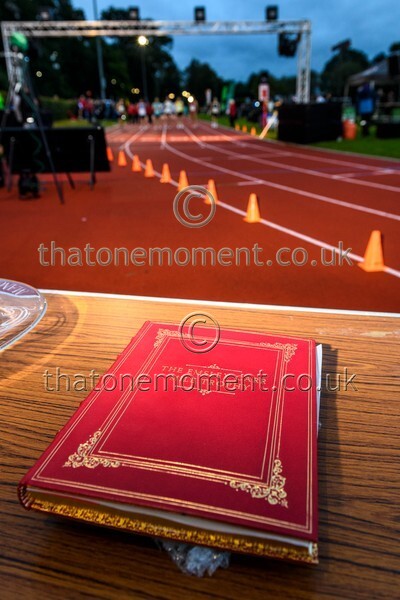 Monument25-520895 - Set Five