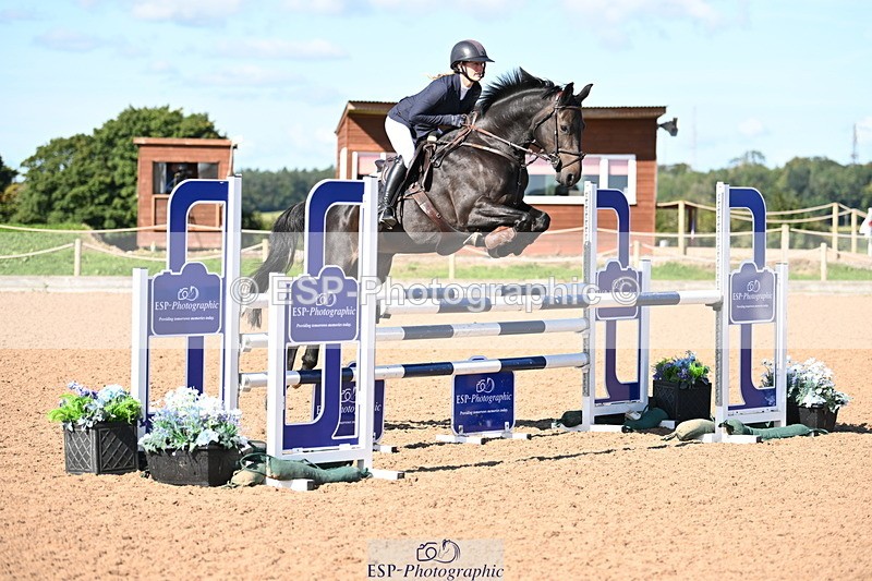 240913A-110050-03785 - Cls 14 Snr Newcomers