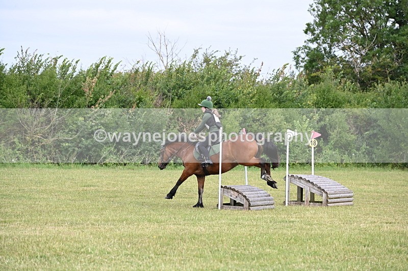 WJ6_6534 - 60cm XC Time 10:17 to 10:49