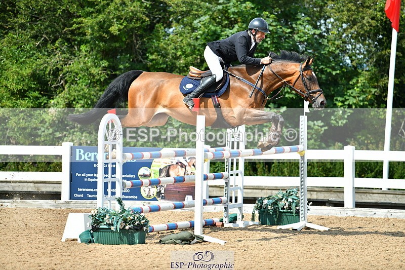 230721A-105042-05304 - Cls 30, 6 Yr Olds 1.20m