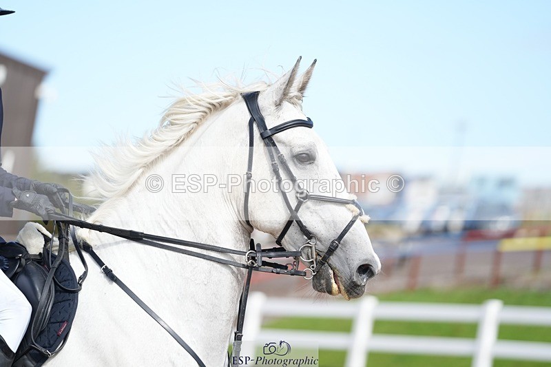 250911-140022-02126 - Cls 13 1.05m Amateur Champ