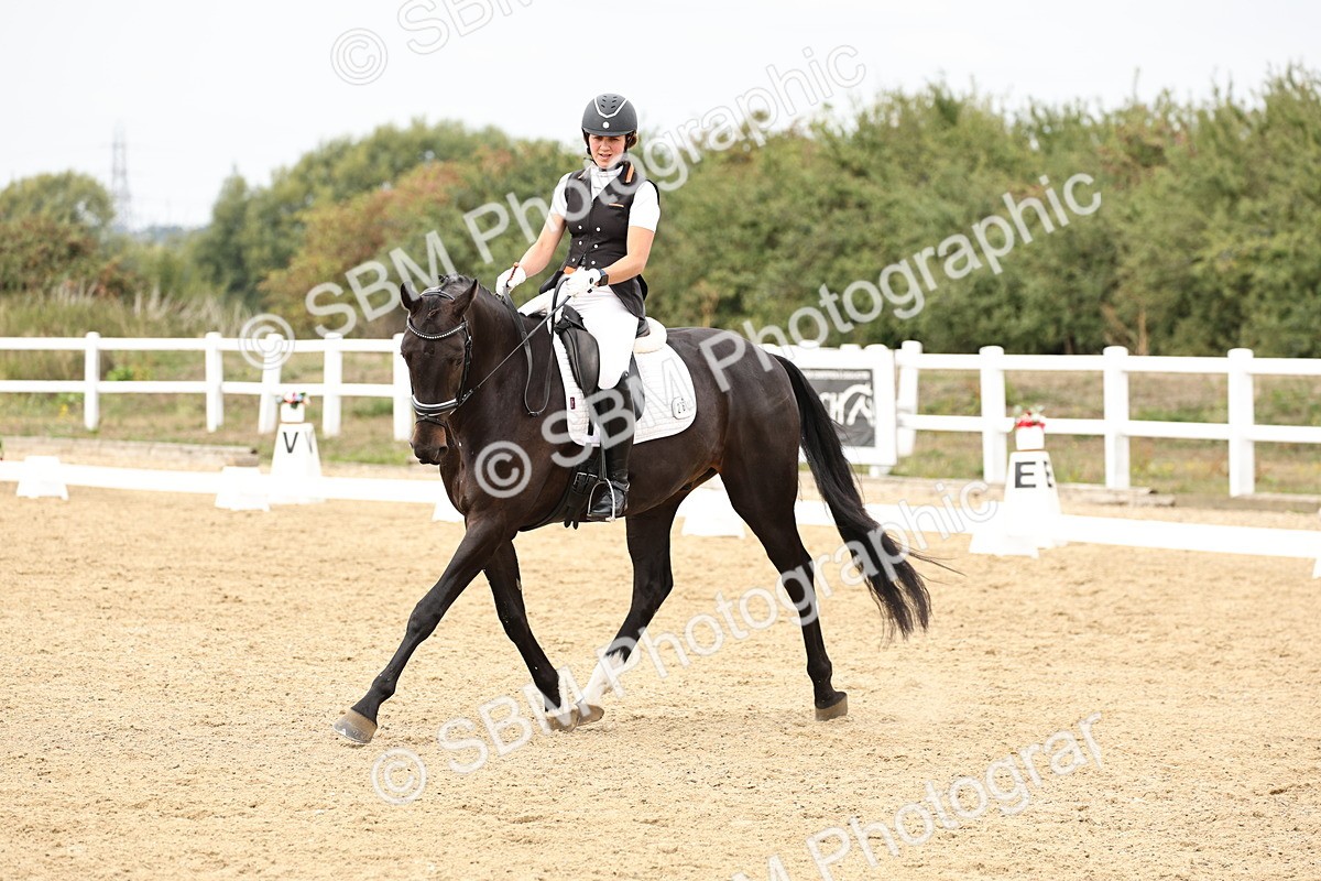 SBM_013272 - Class 3 - Novice 4 - 11.43-12.25