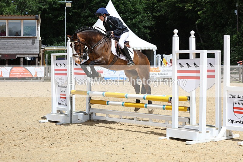 3E7A2337 - Class 4: 70 -75cm Part A