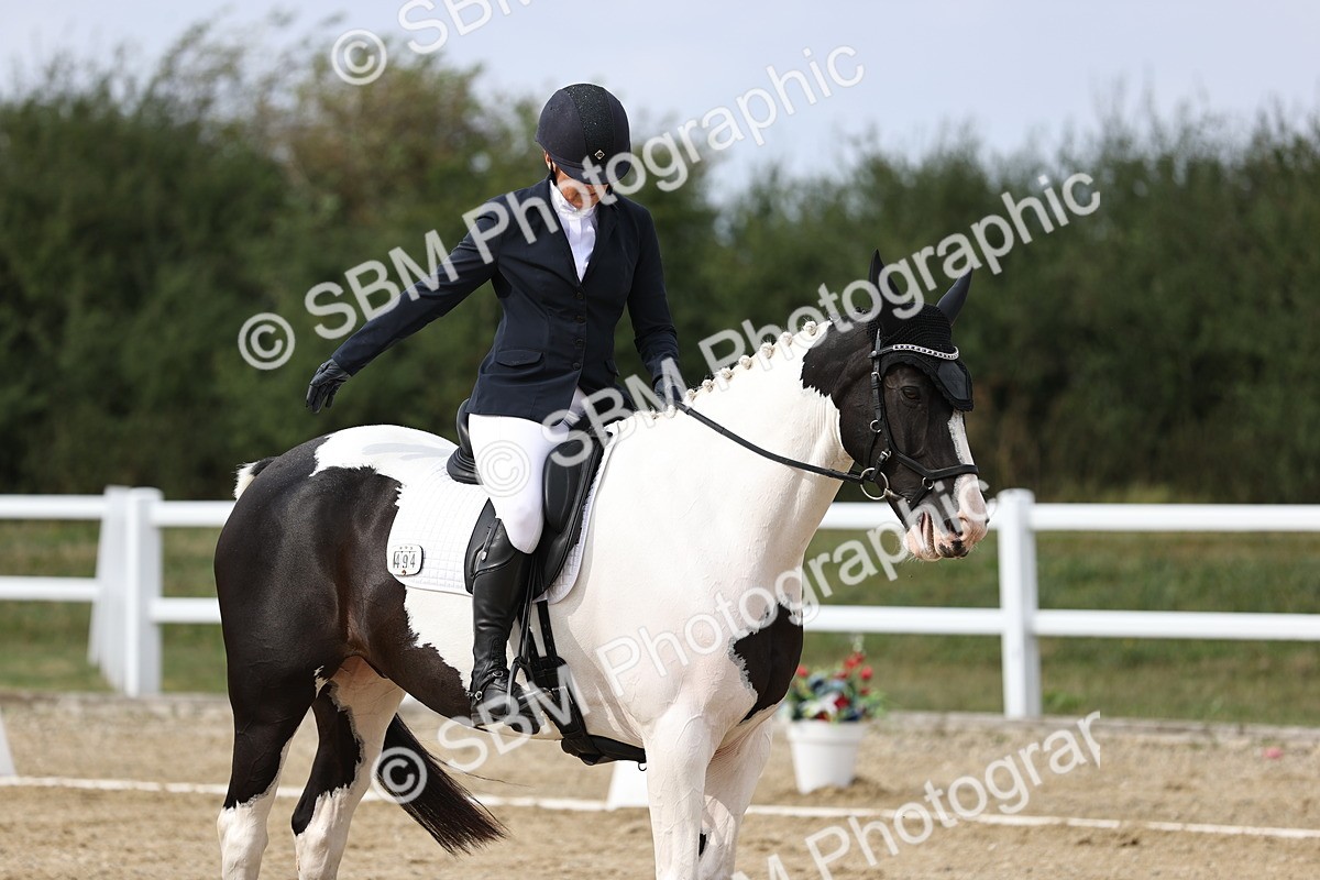 SBM_017994 - Class 14 - Novice 23 - 15.16-16.19