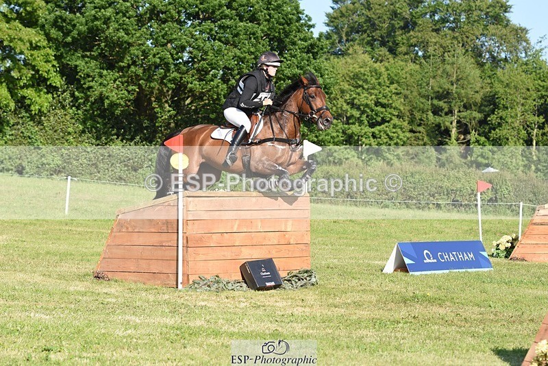 230527-180004-14272 - 151-GREANNANSTOWN_QUARRYMAN_GIRL-Grace_Taylor-XC