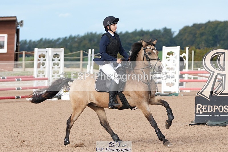 250921-100437-02100 - Cls 4 Pony British Novice and 80cm