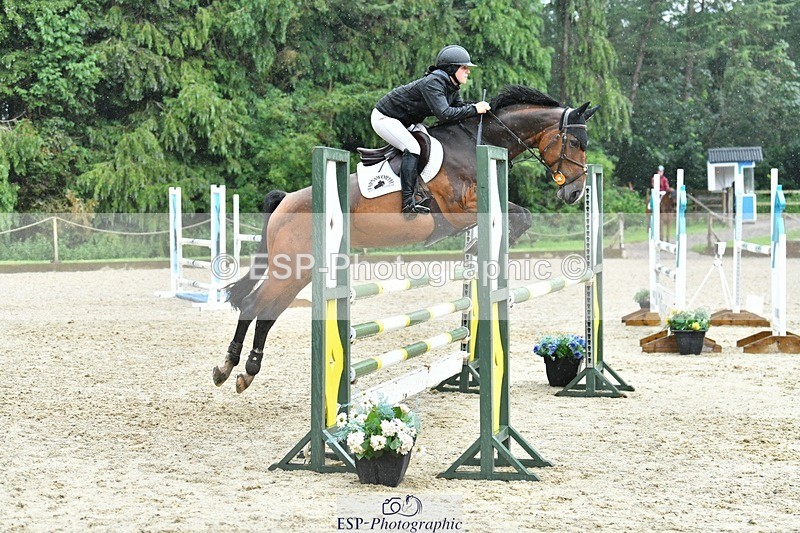 230714-103206-31532 - Cls 76 A&B Snr Newc & 1.10m Open