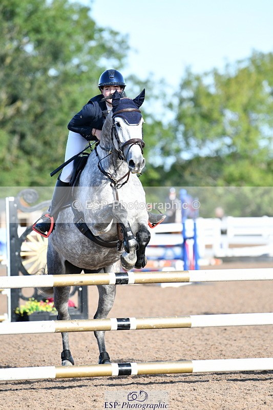 240913A-093330-02957 - Cls 20 Snr British Novice and 90cm Open