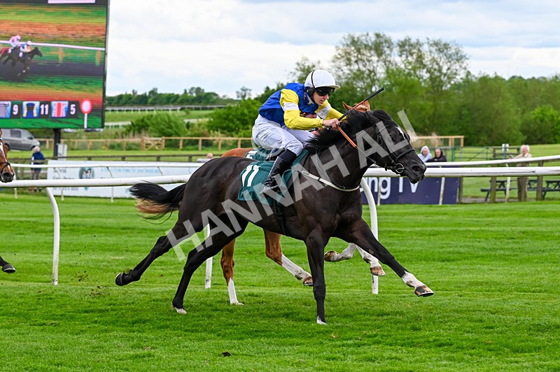 210526-Race 5-Lope Y Linda-4716 - Race 5 16.15pm Free Digital Racecard At raceday-ready.com Handicap
