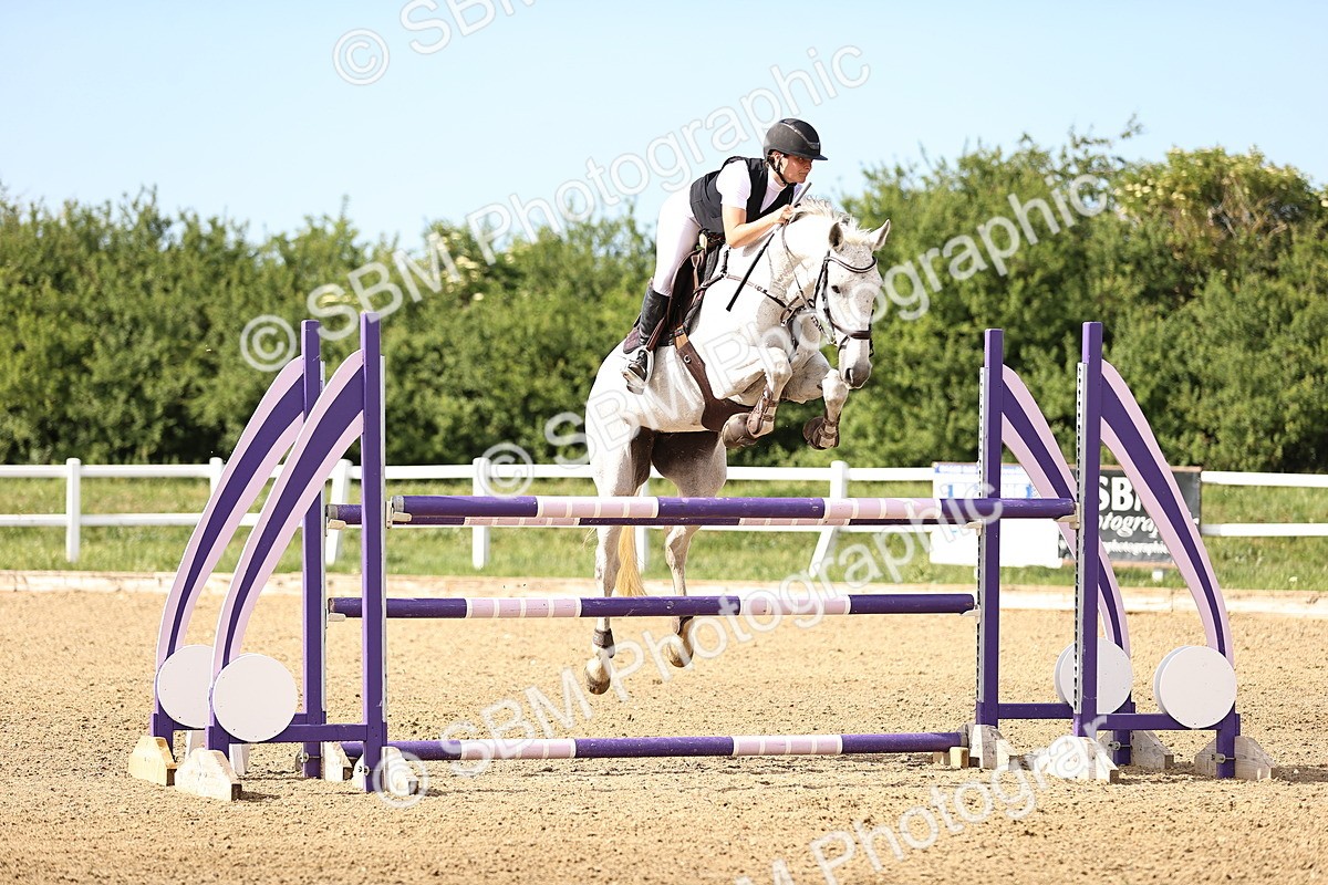 SBM_003019 - Class 5 - Senior Foxhunter - 1.20m