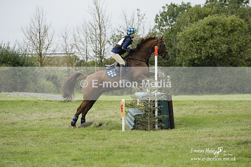  WWHT 031021 3583 - Intermediate Pairs (0.90m) 03/10/21