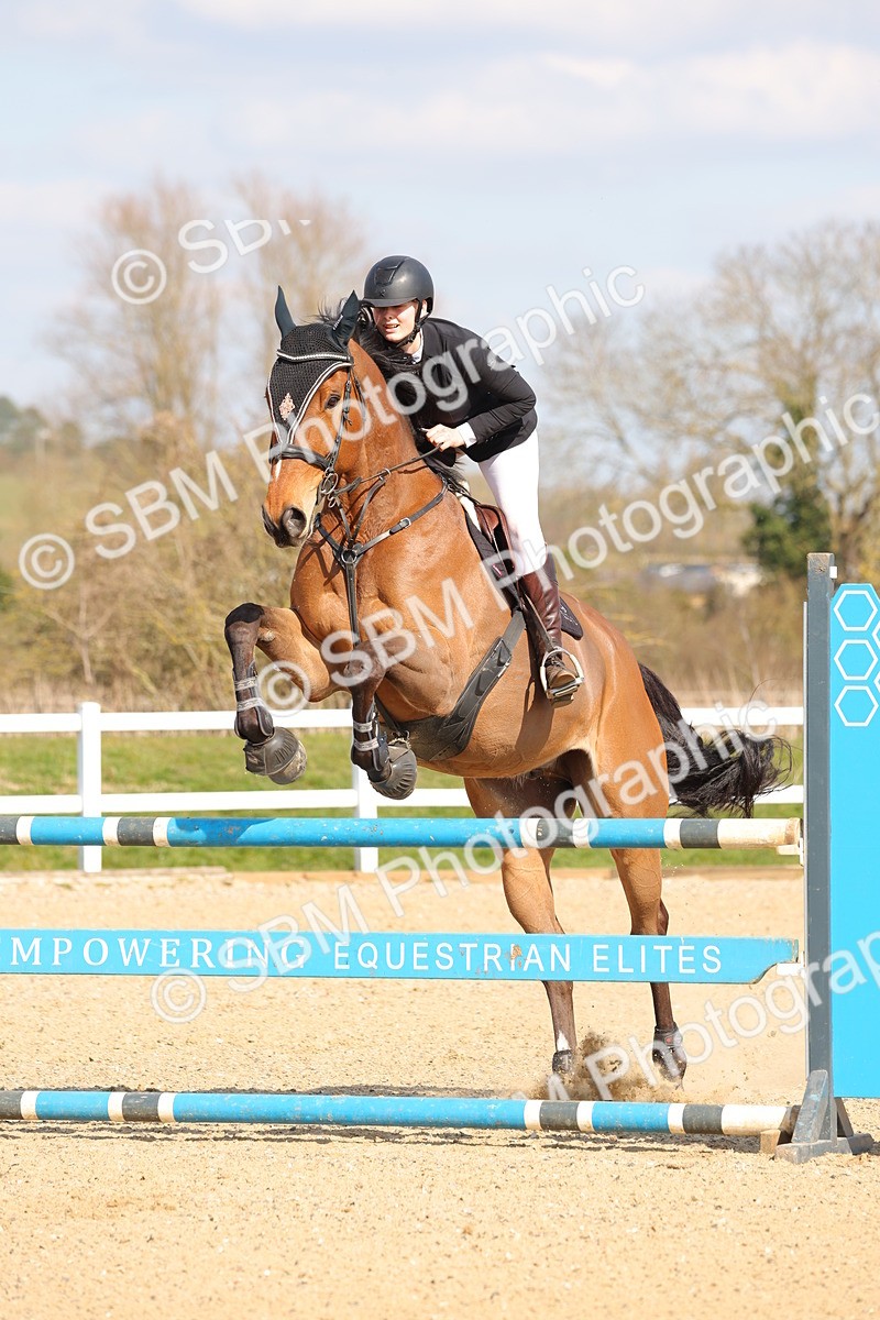 SBM_001429 - Class 4 - Senior Newcomers - 1.10m