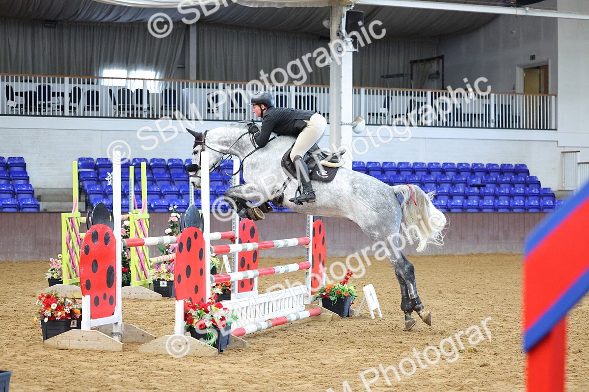 SBM_003161 - Class 15 - Senior Newcomers 1.10m