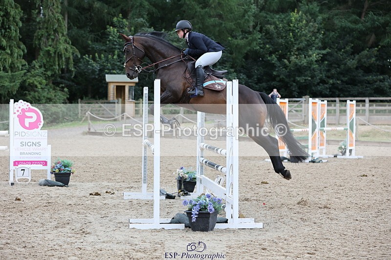 250705A-180521-16740 - Cls 37 1.05m Amateur Quali