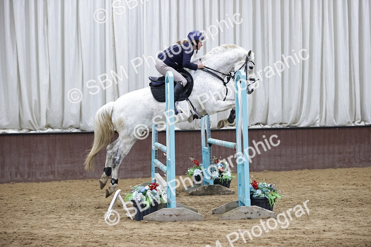 SBM_001167 - Class 4 - Senior Newcomers/ 1.10m Open