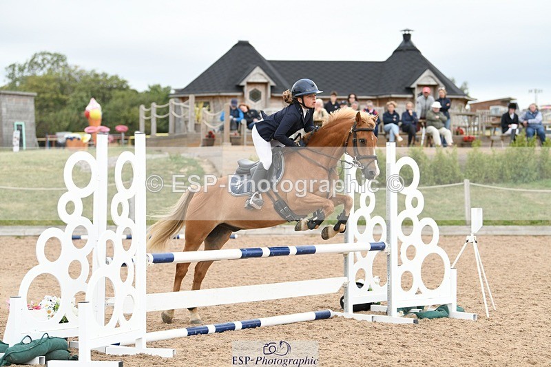 250807-131517-01045 - 80cm Round 2