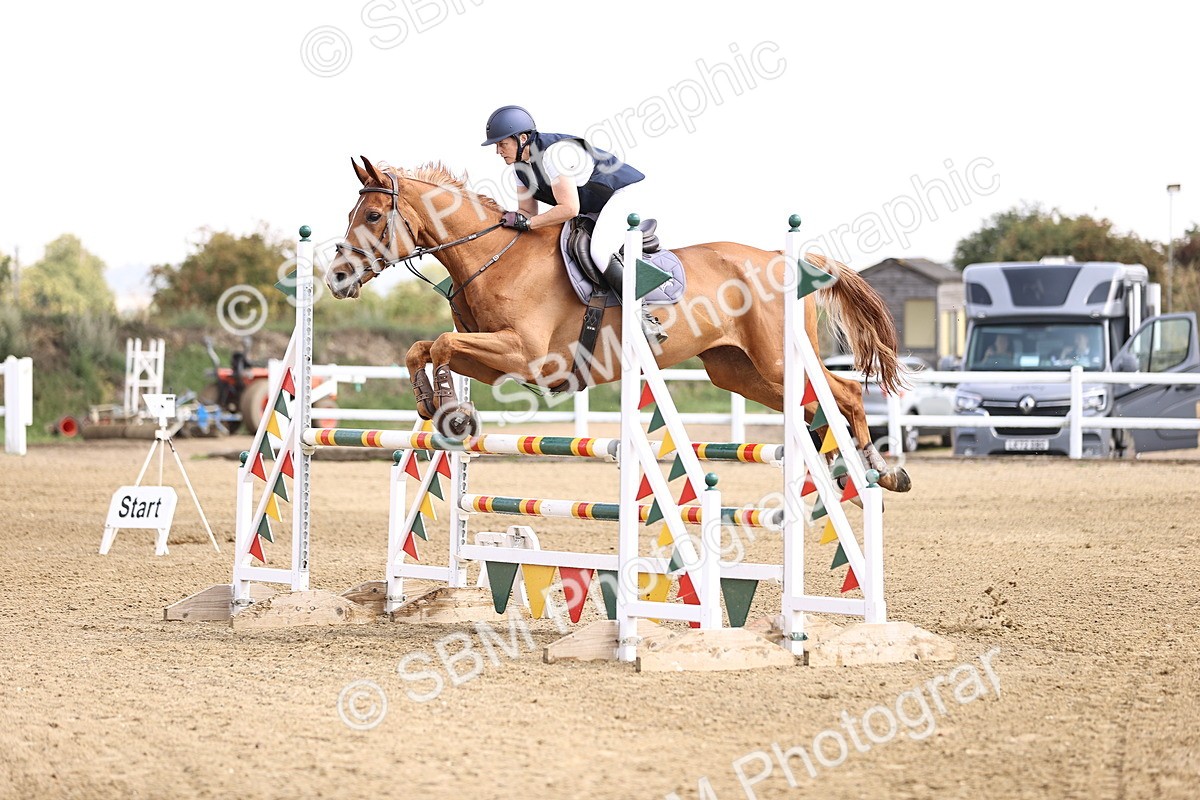 SBM_006601 - Class 12 - Amateur Championship Qualifier 1.05m