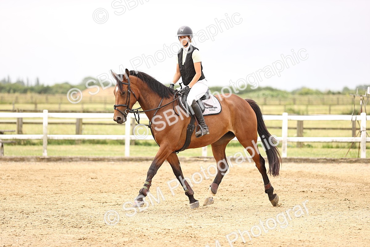 SBM_003162 - Class 21 - Senior Newcomers - 1.10m