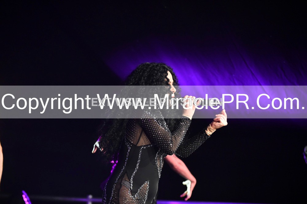 SH4_6914 - The Cher Experience