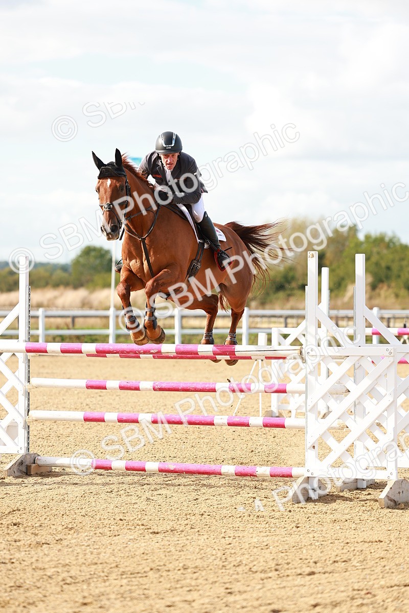 SBM_001926 - Class 5 - Senior Foxhunter - 1.20m