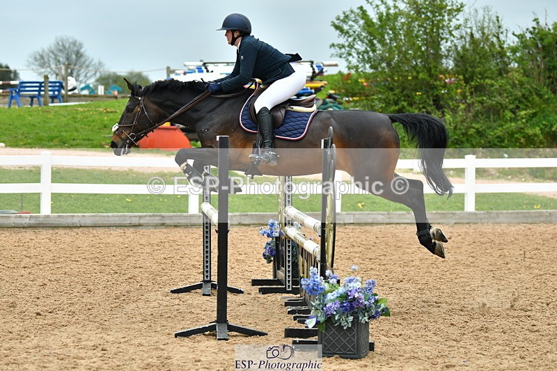 230504A-134320-01953 - Cls 4 95cm Amateur Quali