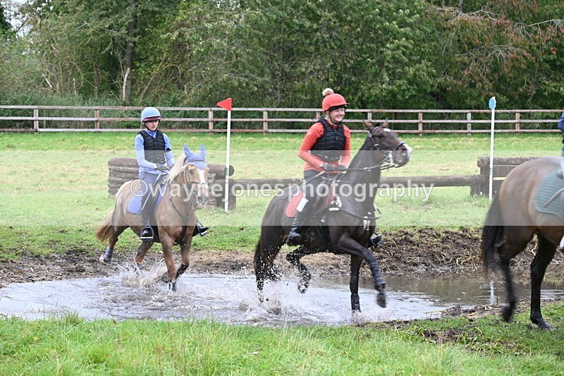 WJ6_6726 - Time at Photographer 13:06 to 13:23