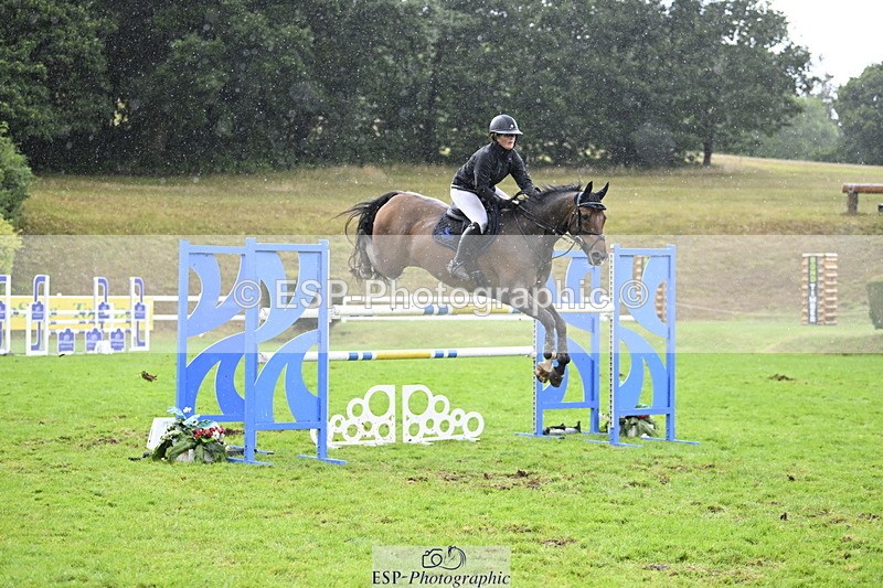 250831A-135730-10569 - Cls 37 Snr 1.35m Grand Prix