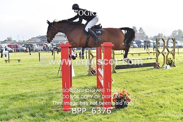 BPP_6376 - CLASS 1 Senior Newcomers/ 1.10m Open