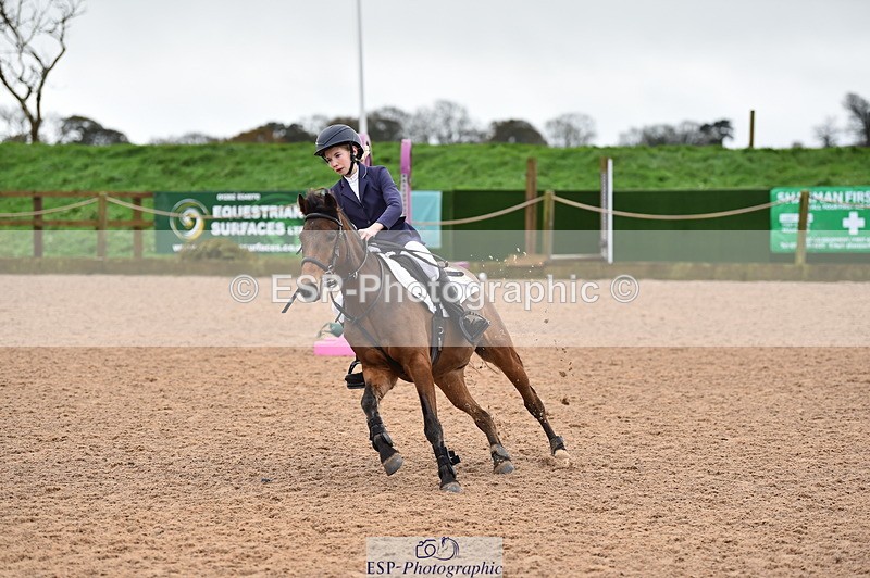 231118A-103218-01105 - Cls 18+19 Club and Schools 70cm