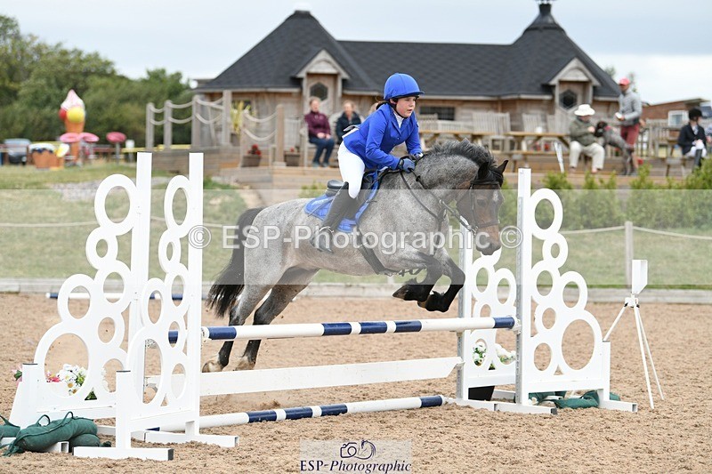 250807-130006-00928 - 70cm Round 2