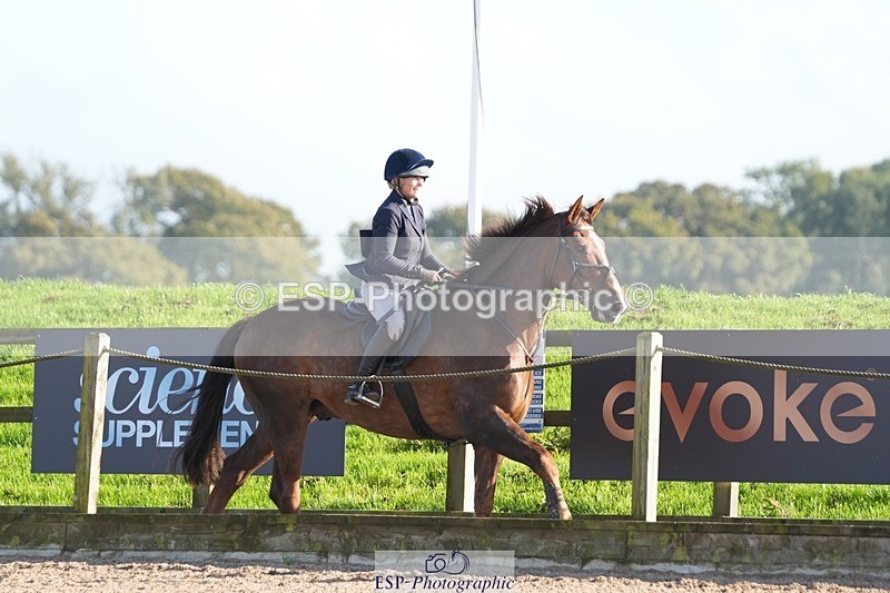 250920-163428-01940 - Cls 23 UnAffiliated 80cm Derby