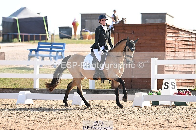 250816-094447-02962 - 065-Nicky.TurriffMyshall.Robby