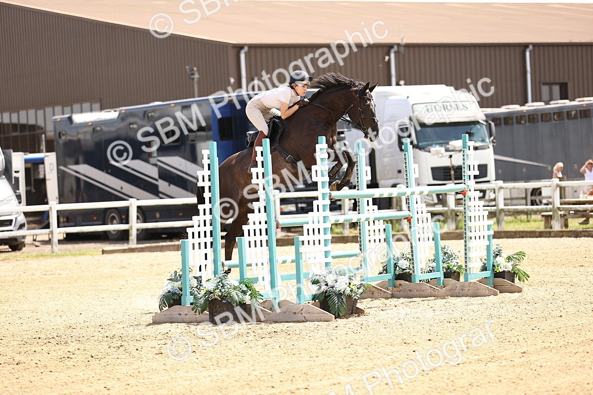 SBM_001924 - Class 16 - GFS Senior Newcomers 1.25m