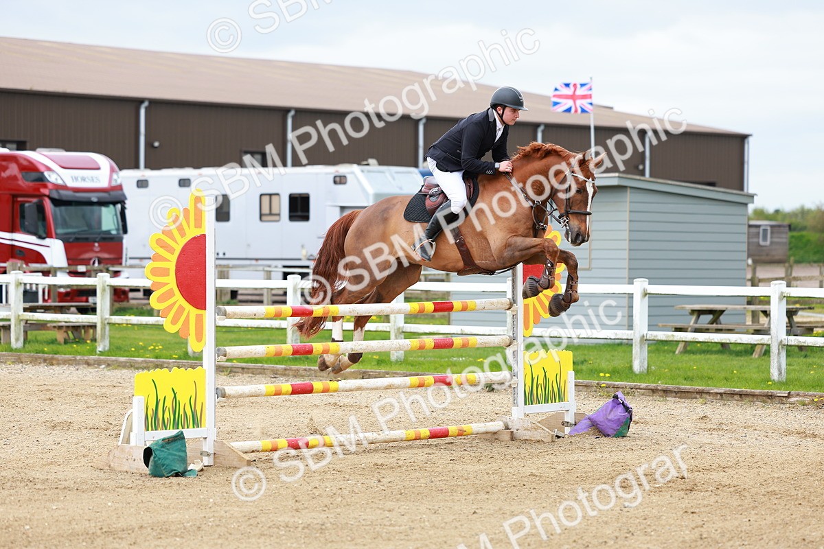 SBM_002631 - Class 11 - Senior Foxhunter - 1.20m