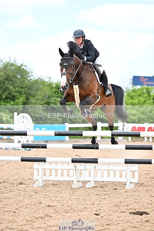 240605A-134457-00624 - Cls 3 Snr 1.05m Open