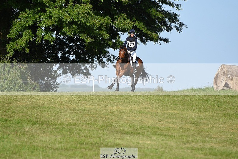 230527-181750-14358 - 177-ARGENTINO_BK-Dani_Evans-XC