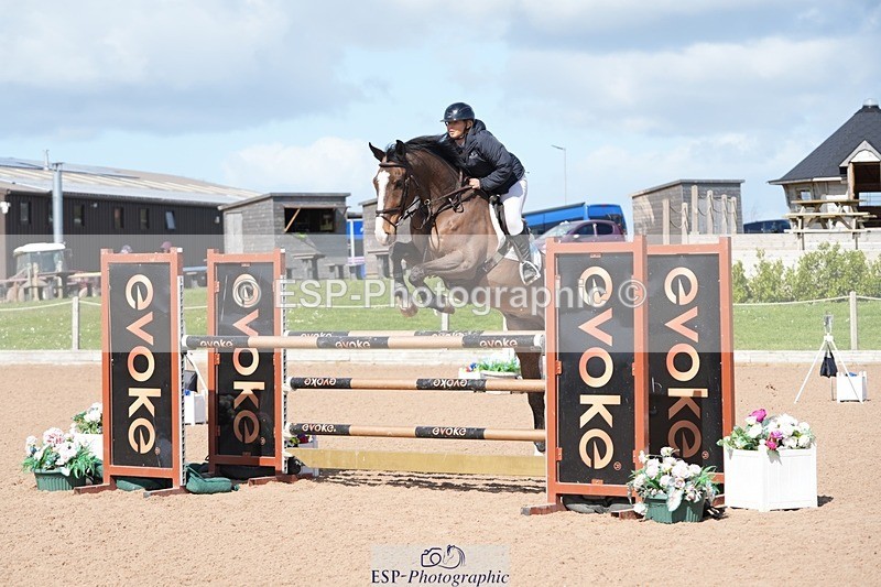 260328-124200-03426 - Cls 15 Foxhunter