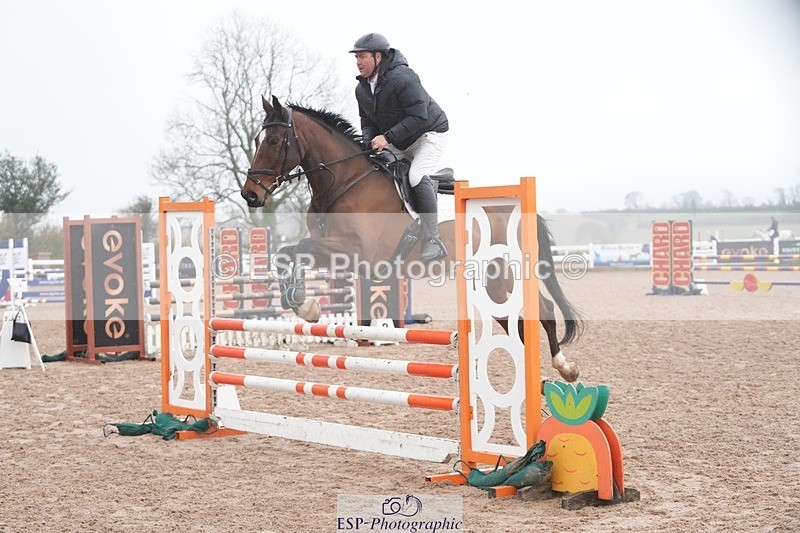 251107-120901-00689 - Cls 4 Snr 1.05m Open