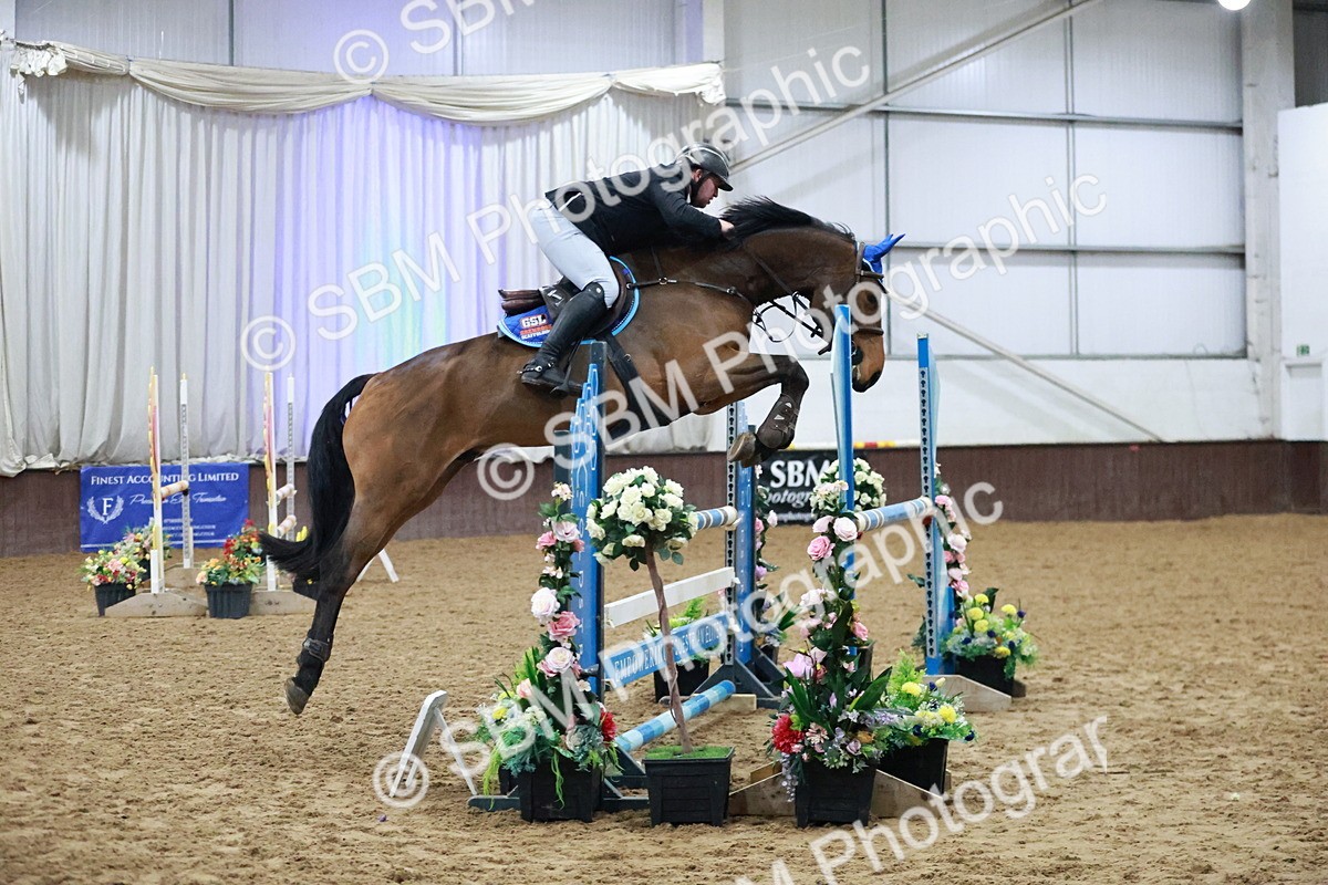 SBM_004618 - Class 17 - Senior Newcomers - 1.10m