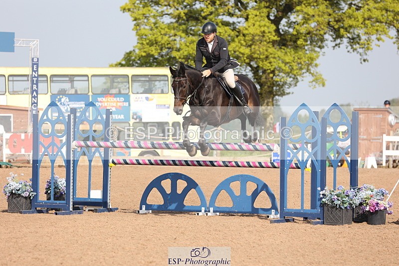 240511A-092422-11055 - Cls 32 Foxhunter