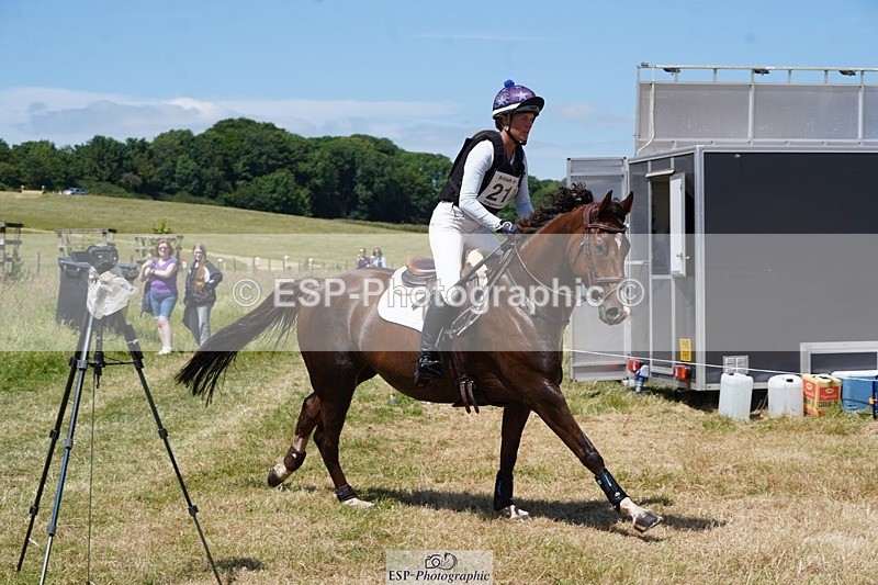 240629X-143304-3231 - 211-Valentine_Emsens-FELINE