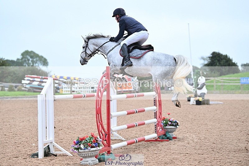 231013A-143528-02748 - Cls 9 Foxhunter & 1.20m Open