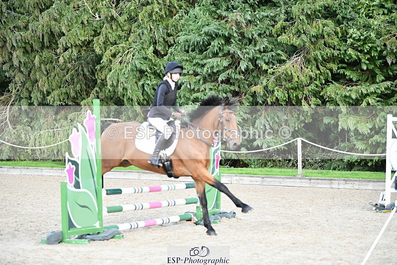 251004A-151057-01710 - Classes 8 & 9 70cm