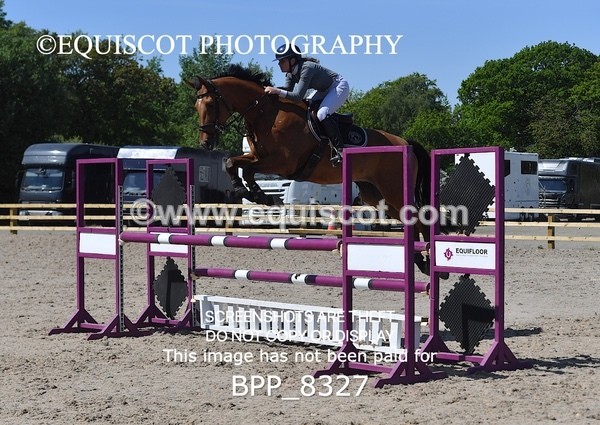 BPP_8327 - CLASS 6 Senior Newcomers/ 1.10m Open