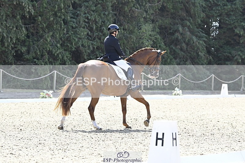 250810A-114713-05517 - 113-Stacey.EscrigJOIE.DE.VIVRE.III