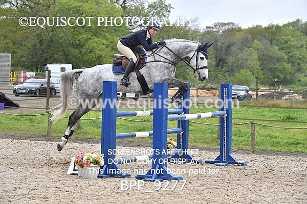 BPP_9277 - CLASS 30 SUN Senior Newcomers/ 1.10m Open