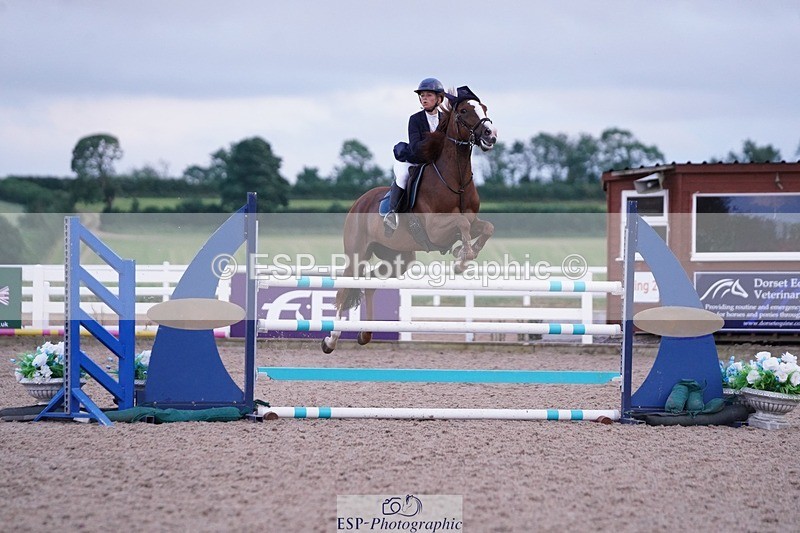 250628-204306-08651 - Cls 26 Pony Foxhunter & 1.10m Open